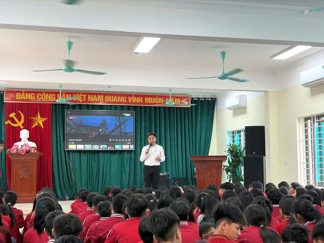 🎬 HOẠT ĐỘNG GIÁO DỤC Ý NGHĨA QUA ĐIỆN ẢNH 🎬